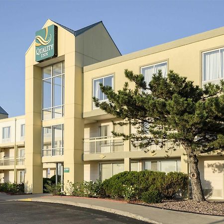 Quality Inn Merriam Kansas Экстерьер фото